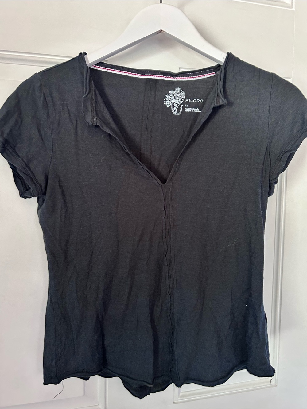 Pilcro Black Short Sleeve V-Neck Tee